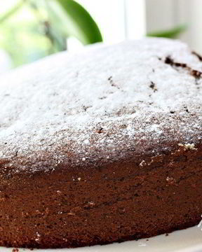 Орехово-шоколадный кекс с корицей и гвоздикой