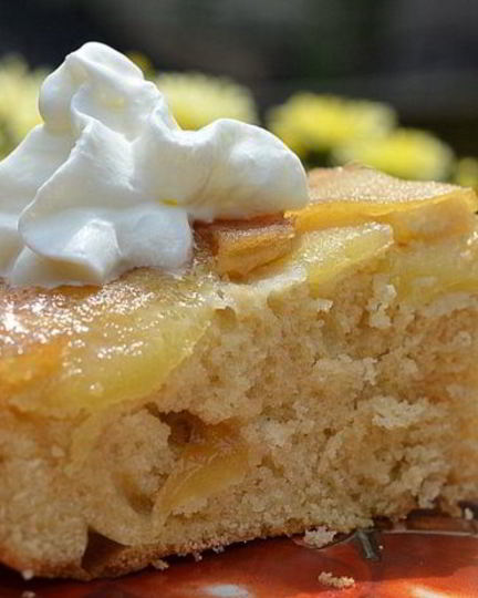 Рецепт перевернутого кекса с имбирным яблочным вкусом