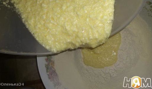 шоколадный кекс с красной смородиной и цикорием