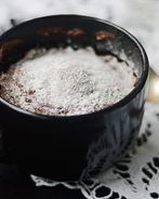 Шоколадный кекс в кружке