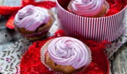 вишневые капкейки