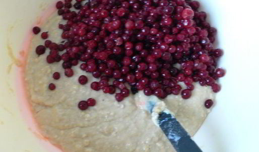 ягодно-лимонный кекс с овсяными хлопьями