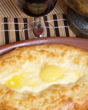 Хачапури по-аджарски