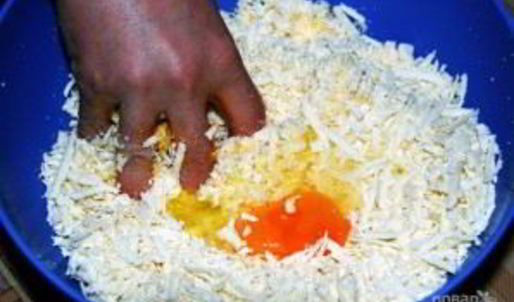 хачапури с сыром и яйцом