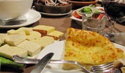 хачапури с сыром и яйцом