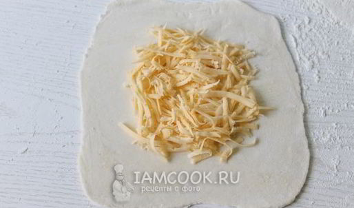 хачапури с сыром из слоеного теста