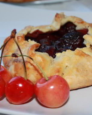 Галеты с черешней