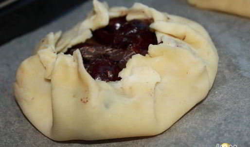 галеты с черешней