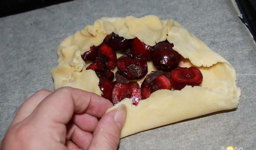 галеты с черешней