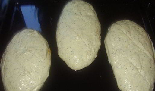 хлеб монж с зернышками мака