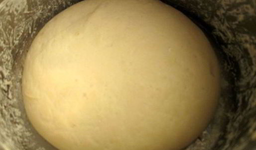 хлеб с белым изюмом