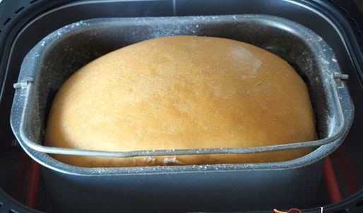 хлеб с луком и паприкой в хлебопечке