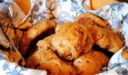 хлеб с луком и розмарином