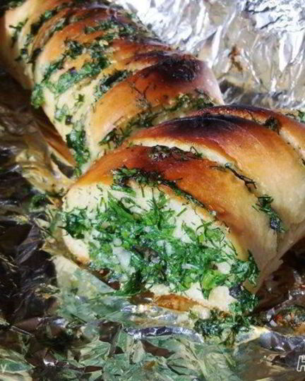 Рецепт хлеба с травами и чесноком