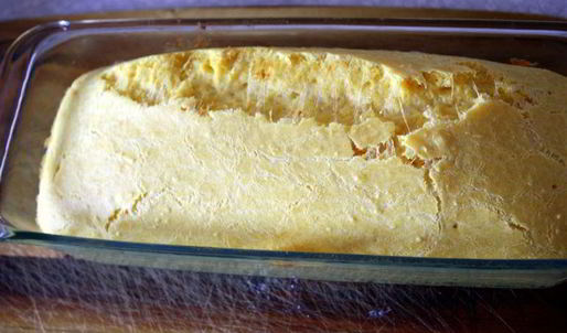 кукурузный хлеб с пармезаном