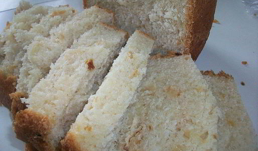 луковый белый хлеб в хлебопечке