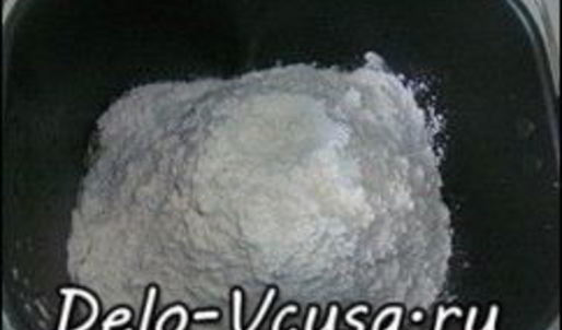 луковый белый хлеб в хлебопечке