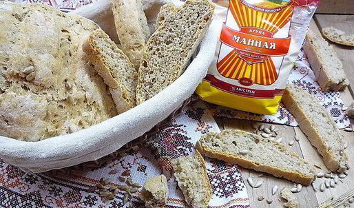 манный хлеб с семенами подсолнечника