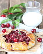 Мини-галеты с вишней для воскресного завтрака