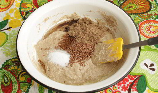 пшенично-ржаной хлеб с льняными семечками