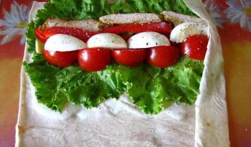 куриная грудка в лаваше