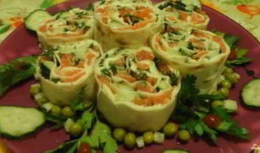 лаваш с красной рыбой и плавленым сыром