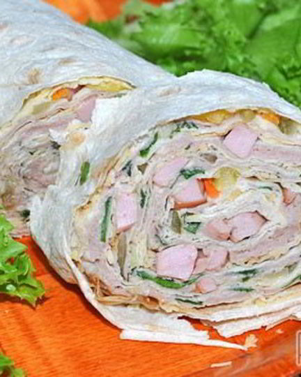 Рецепт лаваша с мясопродуктами и огурцами