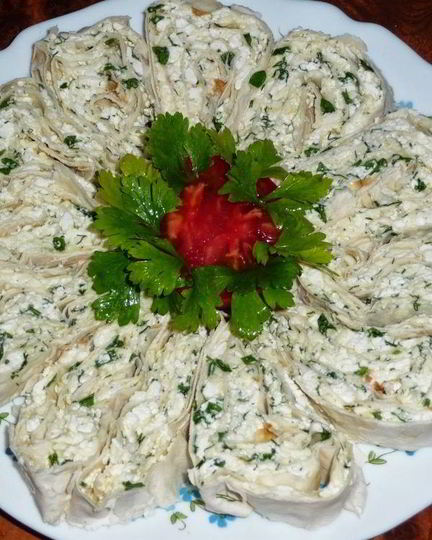 Рецепт лаваша с начинкой из творога и зелени