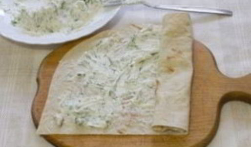 лаваш с начинкой из творога и зелени
