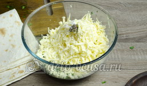 лаваш с сыром и зеленью