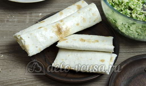 лаваш с сыром и зеленью