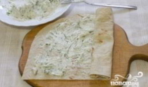 лаваш с творогом и чесноком