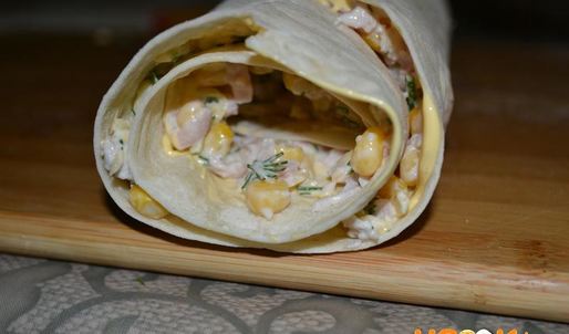 лаваш с ветчиной и сыром