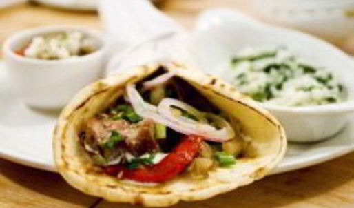 лаваш, запеченный с начинкой