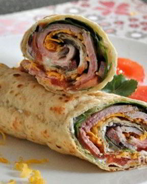 Рулетики из лаваша с ветчиной