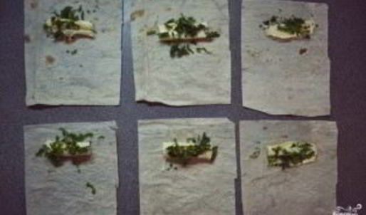 сулугуни в лаваше на сковороде