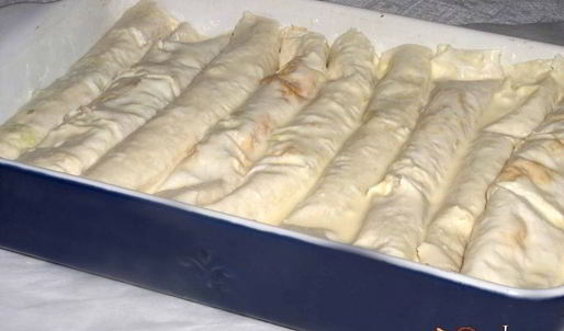 трубочки с мясной начинкой лавашони