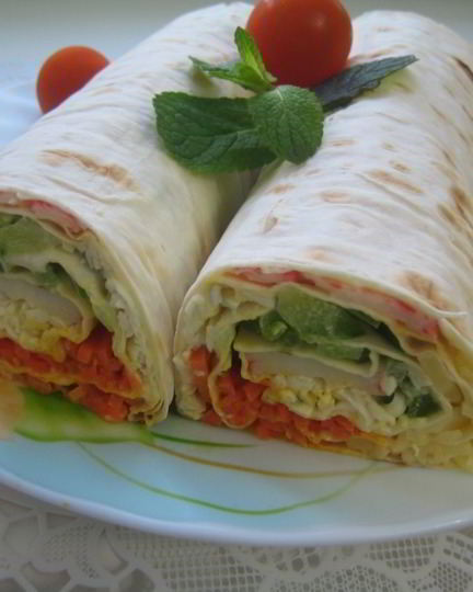 Рецепт цветного рулета из лаваша