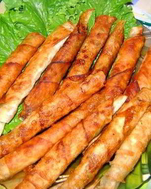 Жареный лаваш с сыром