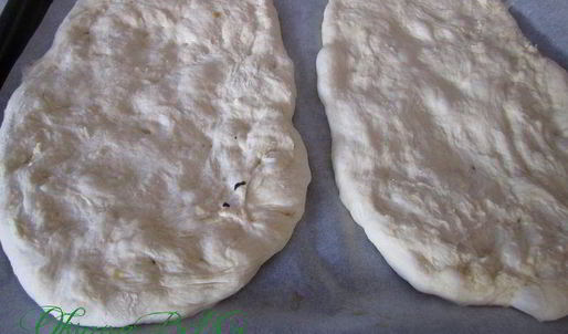 фокачча с ароматными томатами