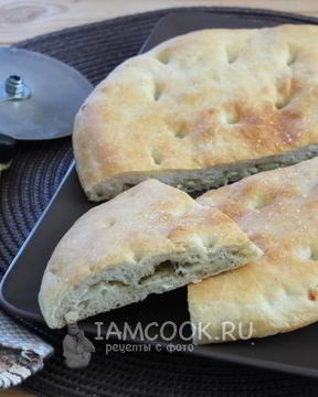 Фокачча с сырами разных сортов