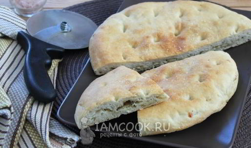 фокачча с сырами разных сортов