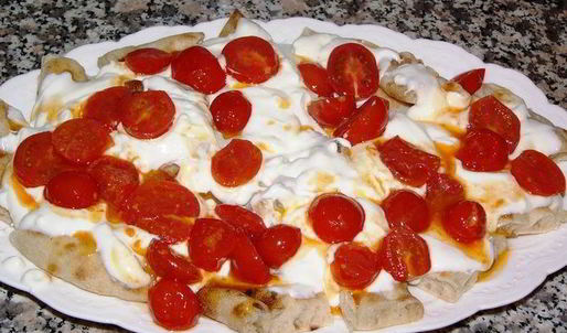 говяжьи котлеты на лепешке пиде