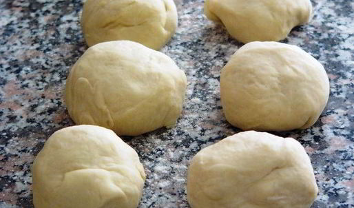 говяжьи котлеты на лепешке пиде