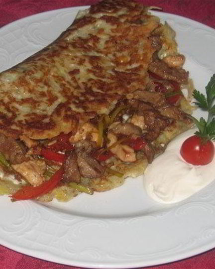 Рецепт картофельной лепешки с мясом и овощами