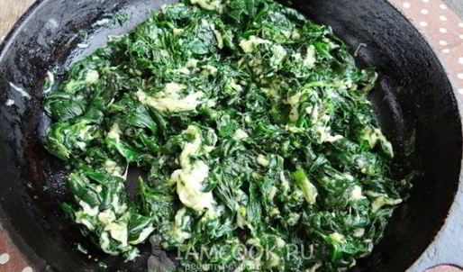 картофельные лепешки со шпинатной начинкой