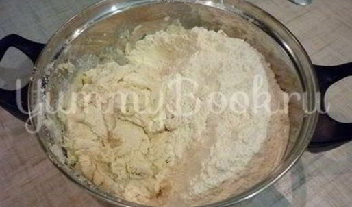 хрустящие лепешки с сыром и зеленым луком