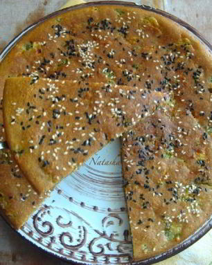 Лепешка с отрубями, сыром и зеленью