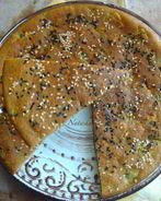 Лепешка с отрубями, сыром и зеленью