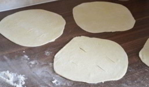 лепешки на сковороде без дрожжей